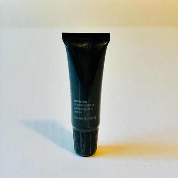 ⭐️5 For 25⭐️ ULTA Beauty Mini Matte Face Primer - Picture 2 of 5